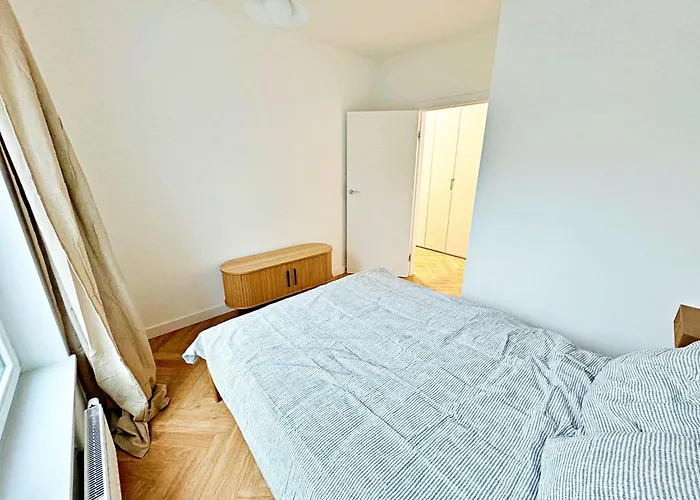 Unique By Grand Apartment